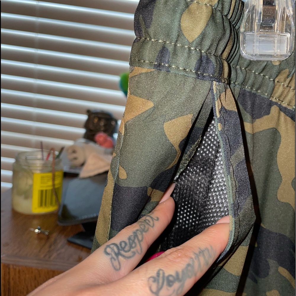 Pants - Picture 9 of 13
